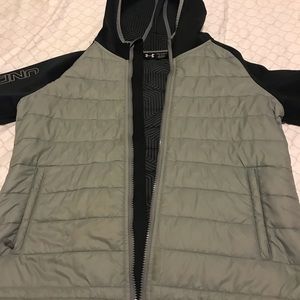 Under Armour Windbreaker